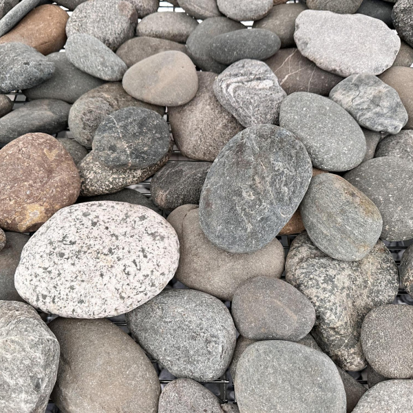 Галька речная "Микс" плоская фр. 100-200 мм
