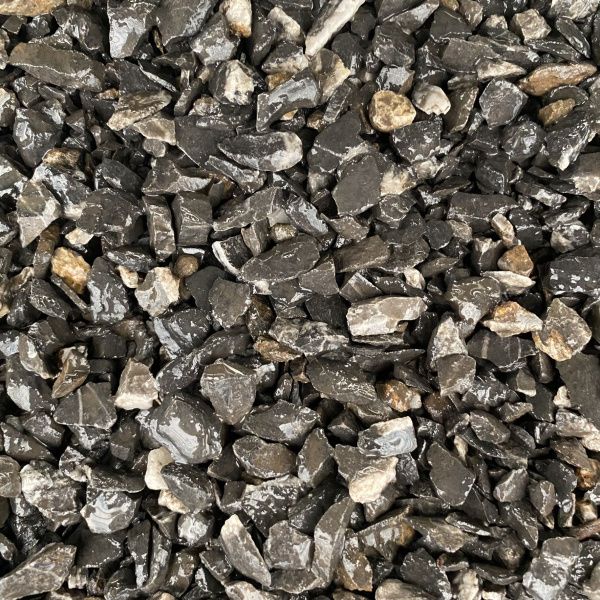 Мраморная крошка черная фр. 5-10 мм для каменного ковра