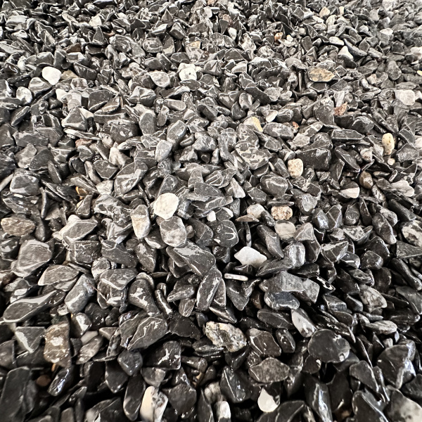 Галька речная черная фр. 10-20 мм