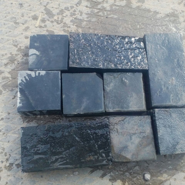 Брусчатка из шунгита черно-рыжая пиленая